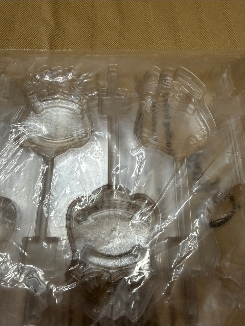 Badges Molds for Lollipop, Candy or Soap Making - Clear